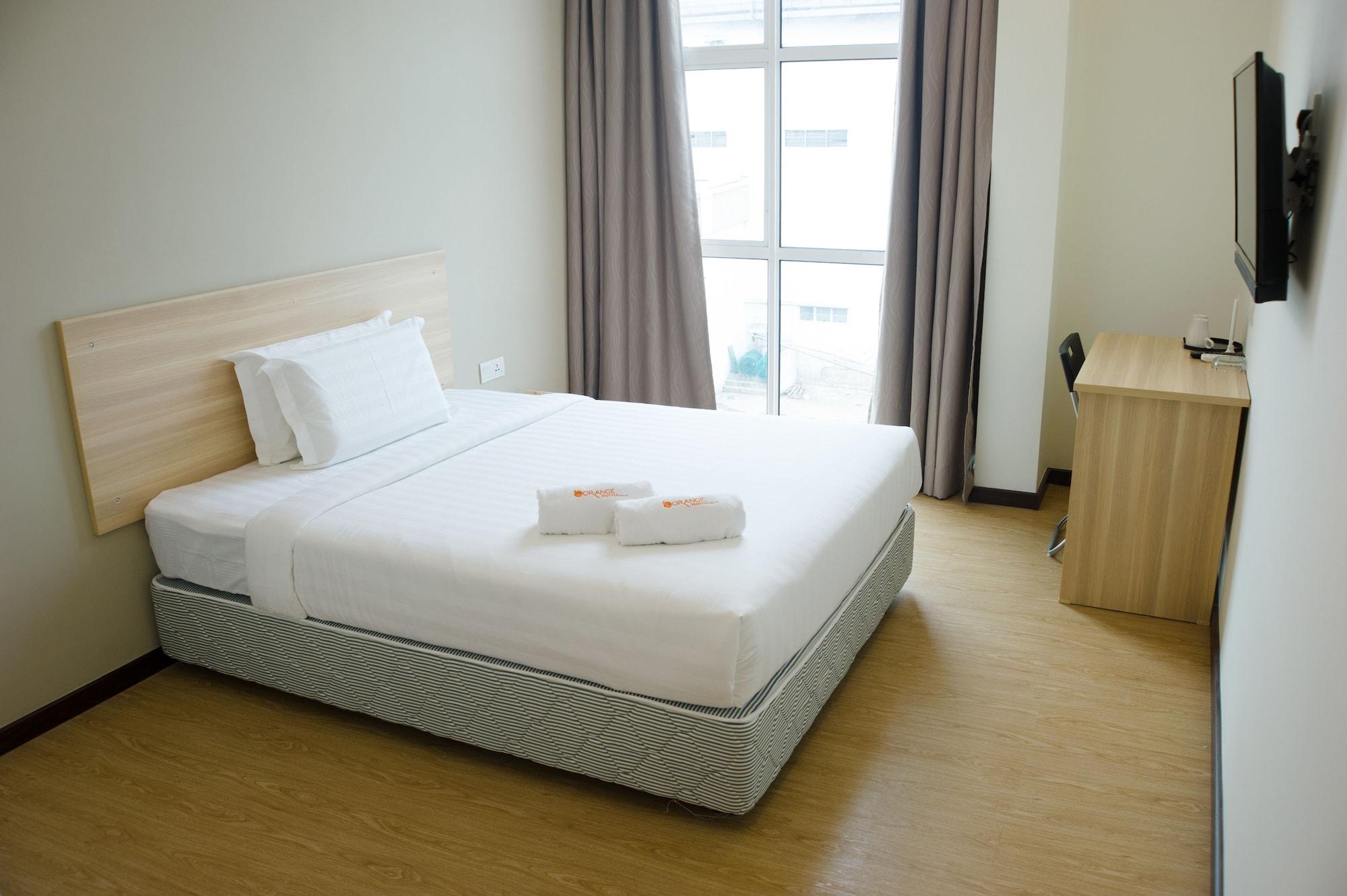 1Orange Hotel Sri Petaling Kuala Lumpur Exterior photo