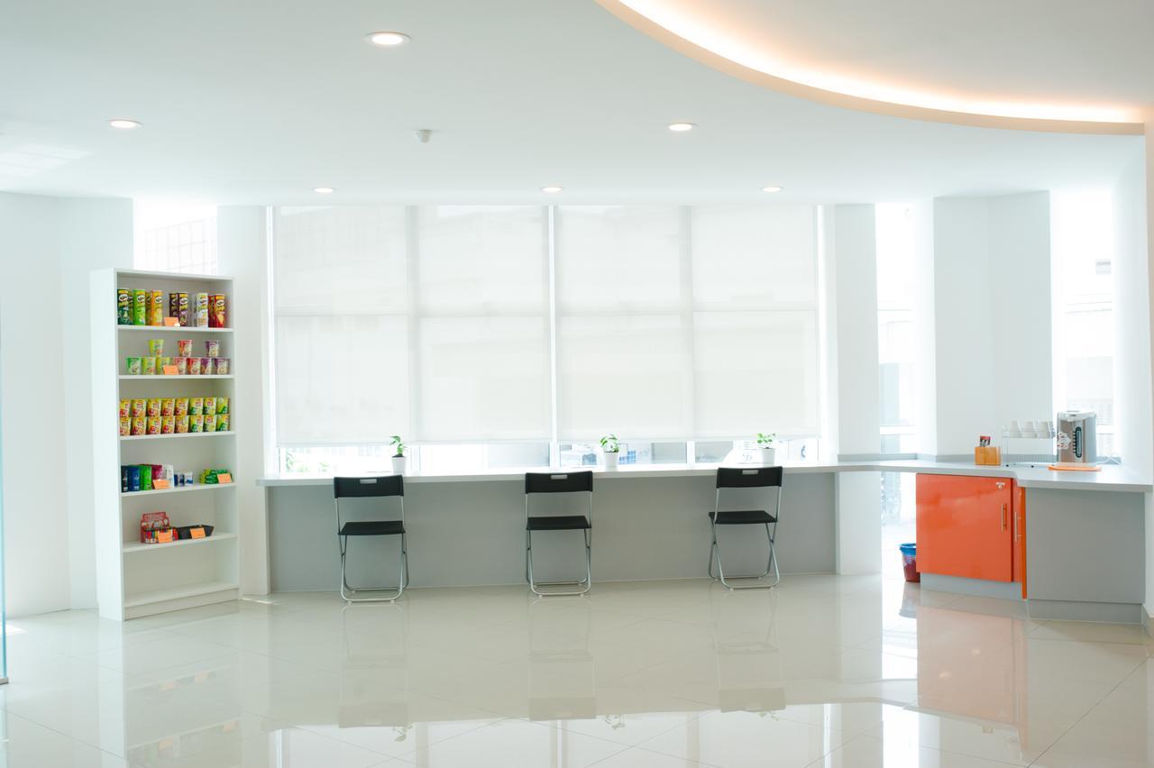 1Orange Hotel Sri Petaling Kuala Lumpur Exterior photo