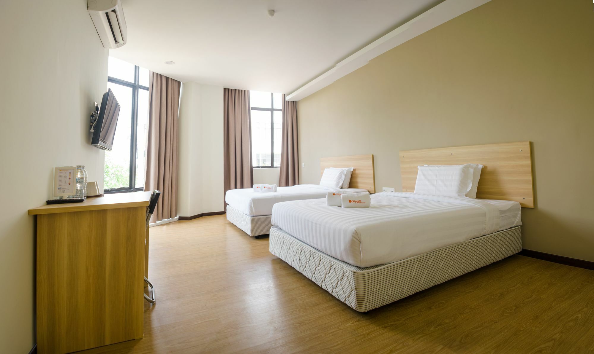 1Orange Hotel Sri Petaling Kuala Lumpur Exterior photo